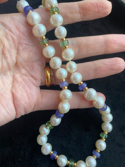 Cultured Pearl, Emerald, and Sapphire Necklace with 18ct Yellow Gold Clasp