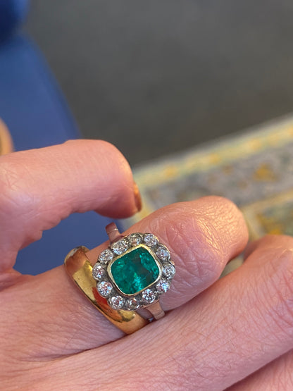 Antique Colombian Emerald and Old Cut Diamond Halo Ring in 18ct Yellow Gold