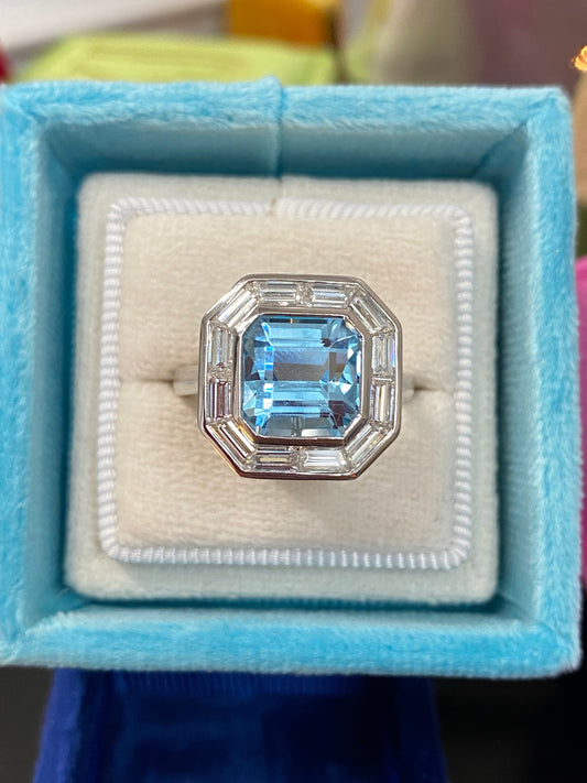 3.20 Carat Aquamarine and 1.19ctw Natural Diamond Ring in Platinum