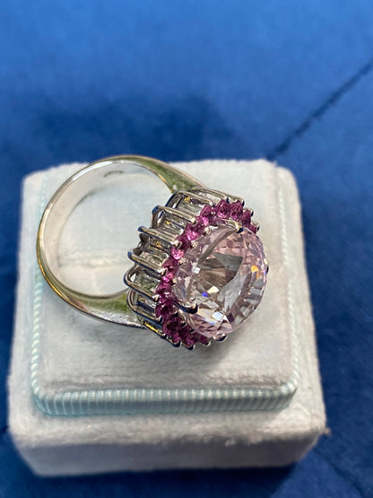 20 Carat Kunzite and Pink Sapphire Ring in 18ct White Gold