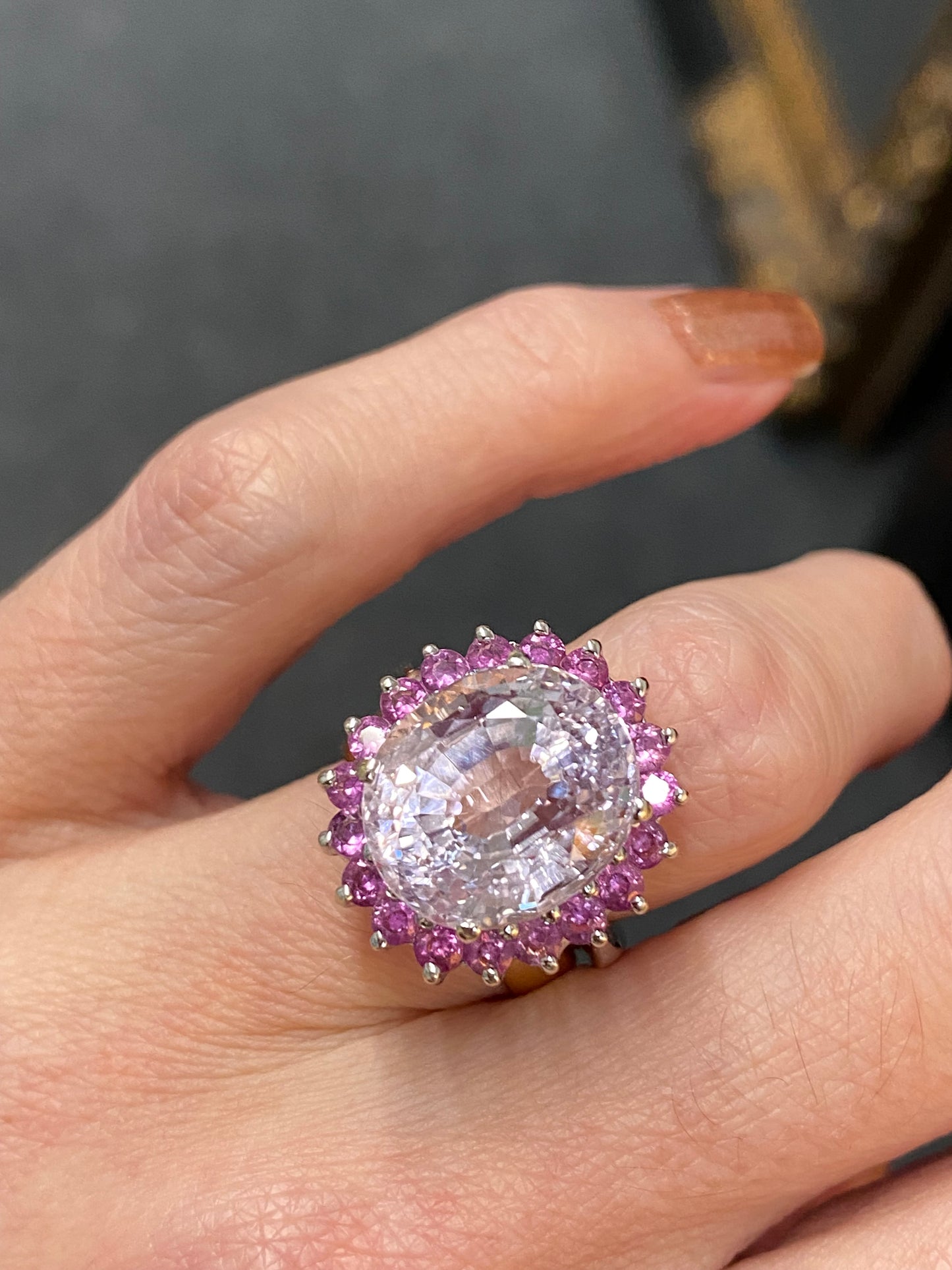 20 Carat Kunzite and Pink Sapphire Ring in 18ct White Gold