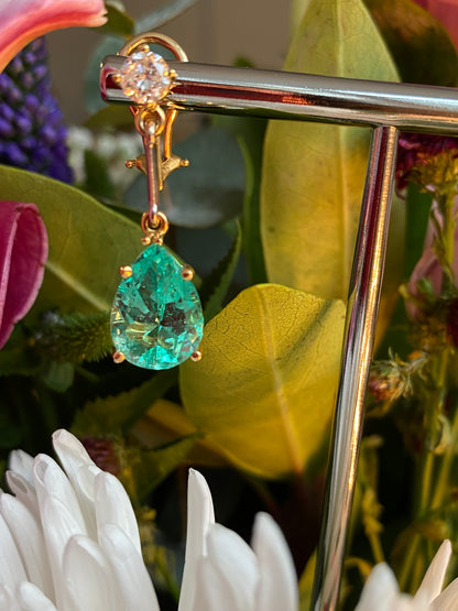 Spectacular 9.65ctw Pear Cut Colombian Emerald and Diamond Drop Earrings in 18ct Yellow Gold