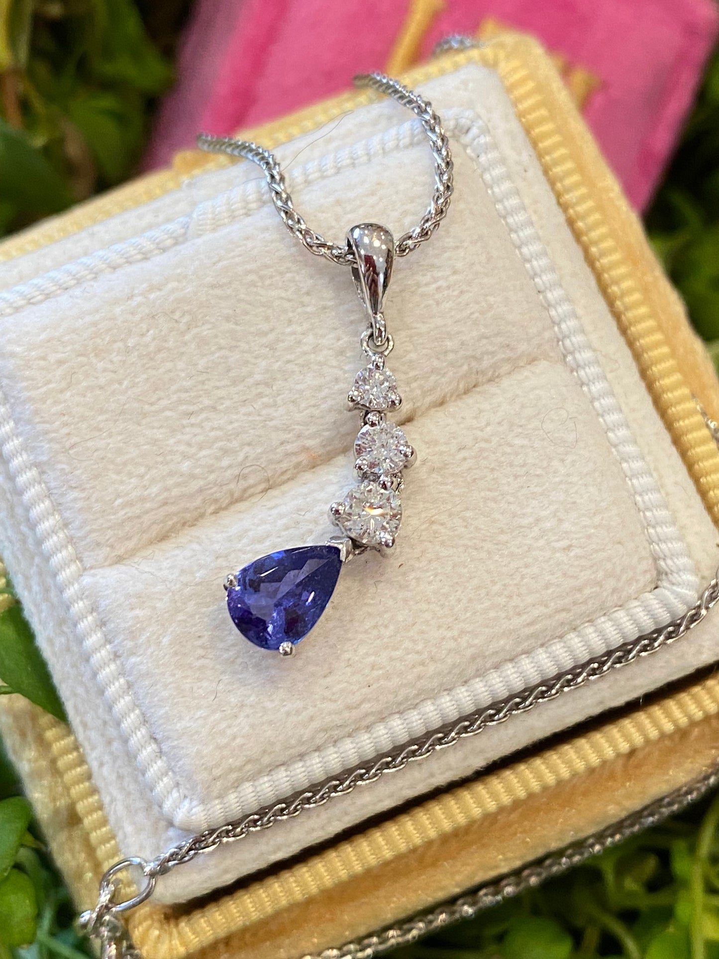 Tanzanite and Diamond Pendant Necklace in 18ct White Gold