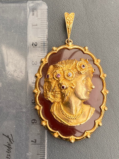 Vintage Carnelian and Ruby Cameo Pendant in 9ct Yellow Gold