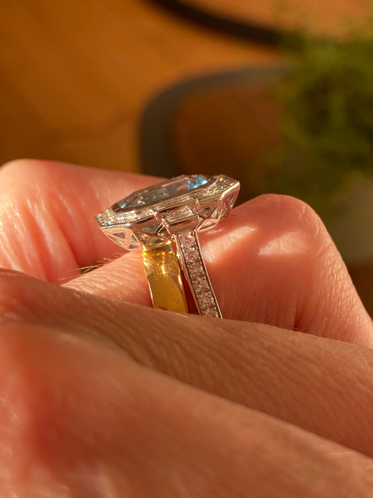 3.64 Carat Aquamarine and 1.00ctw Natural Diamond Ring in Platinum