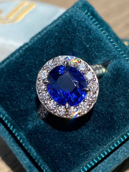 3.01 Carat Blue Ceylon Sapphire and Natural Diamond Halo Ring in Platinum