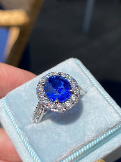 3.01 Carat Blue Ceylon Sapphire and Natural Diamond Halo Ring in Platinum