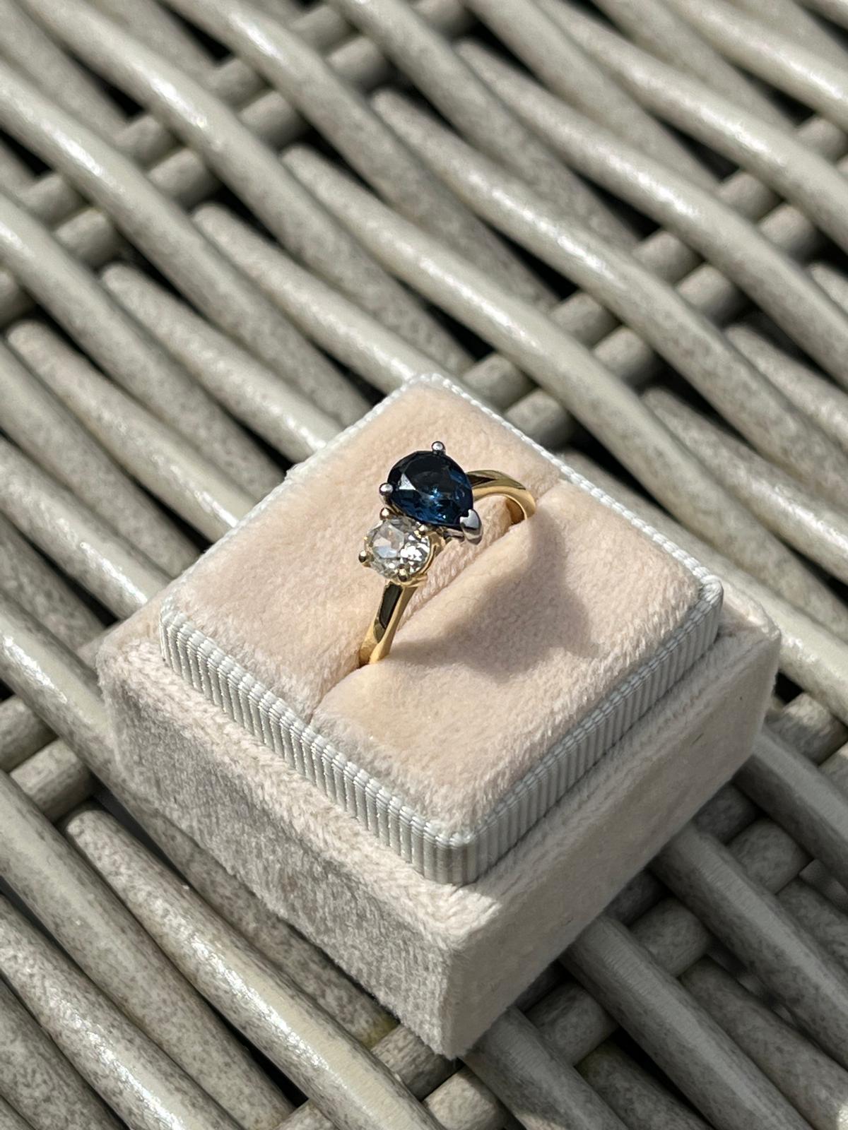 1.49 CTW Antique Diamond and Blue Sapphire Toi et Moi Ring in 18ct Gold