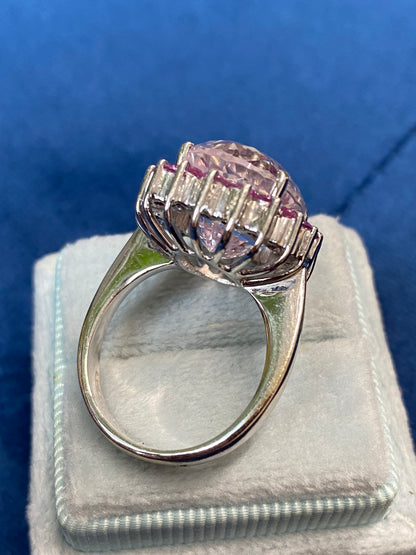 20 Carat Kunzite and Pink Sapphire Ring in 18ct White Gold