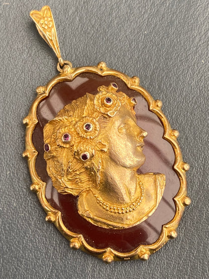 Vintage Carnelian and Ruby Cameo Pendant in 9ct Yellow Gold