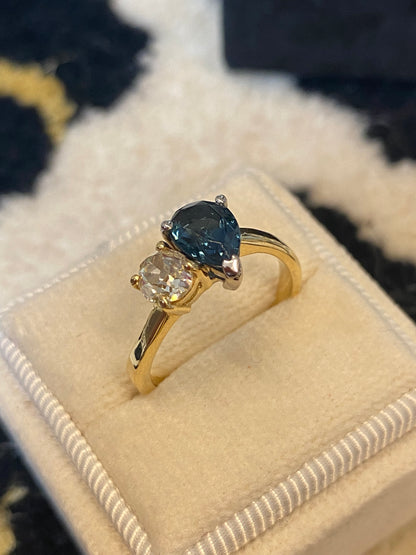 1.49 CTW Antique Diamond and Blue Sapphire Toi et Moi Ring in 18ct Gold