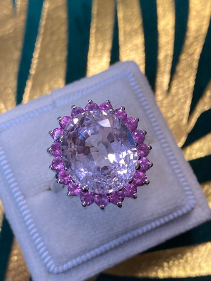 20 Carat Kunzite and Pink Sapphire Ring in 18ct White Gold