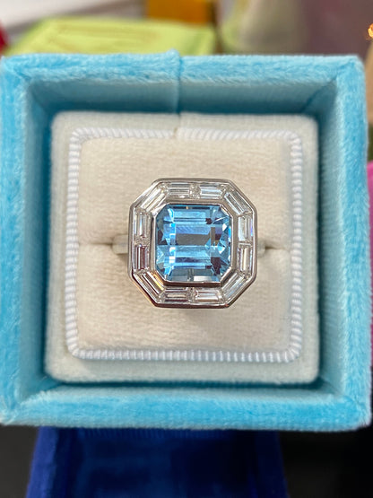 3.20 Carat Aquamarine and 1.19ctw Natural Diamond Ring in Platinum