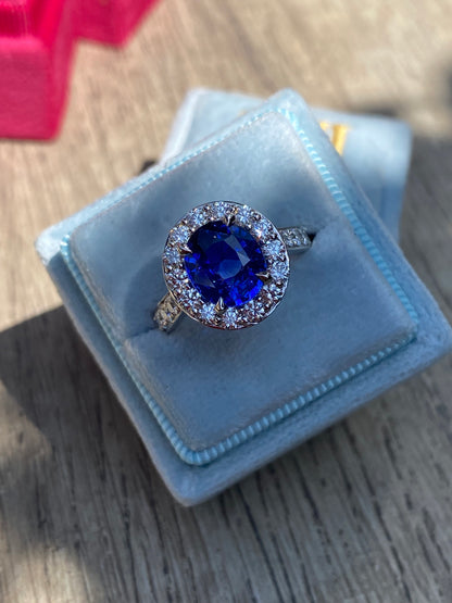 3.01 Carat Blue Ceylon Sapphire and Natural Diamond Halo Ring in Platinum