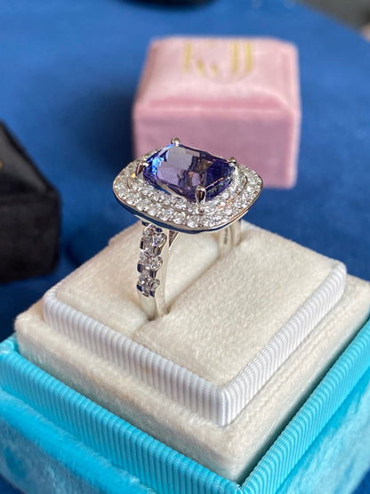 5.42 Carat Cushion Cut Tanzanite and 1.68 ctw Natural Diamond Cocktail Ring in Platinum