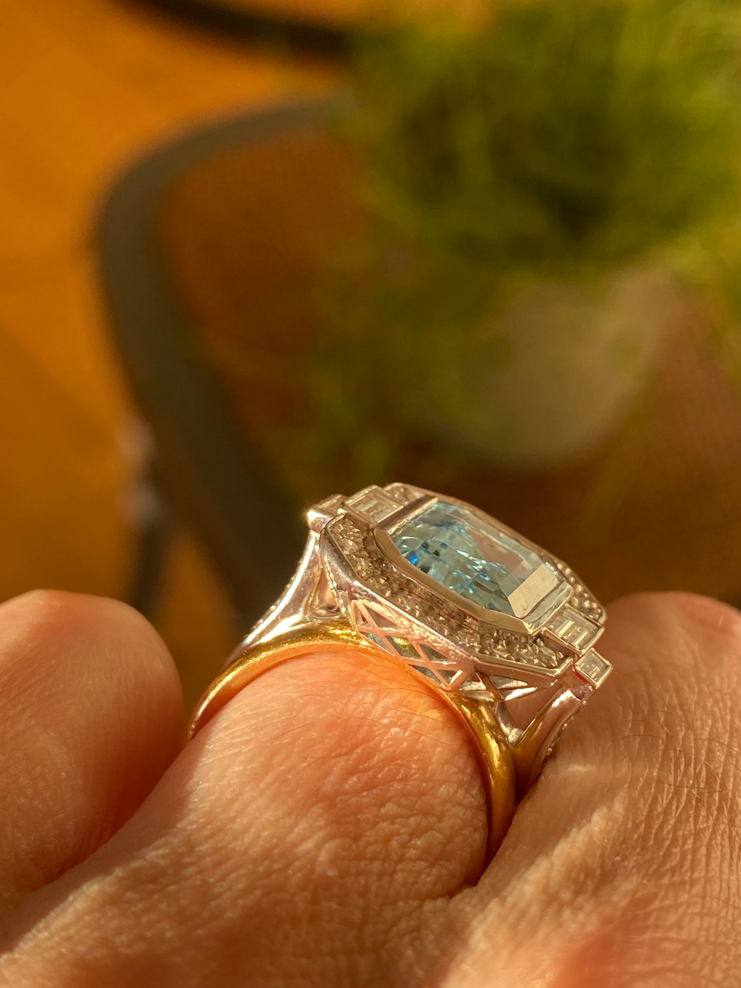 3.64 Carat Aquamarine and 1.00ctw Natural Diamond Ring in Platinum