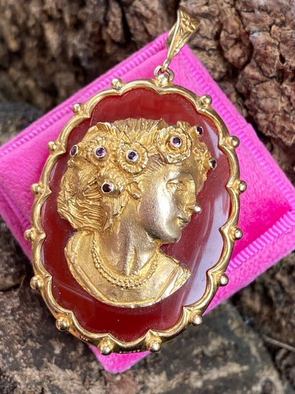 Vintage Carnelian and Ruby Cameo Pendant in 9ct Yellow Gold