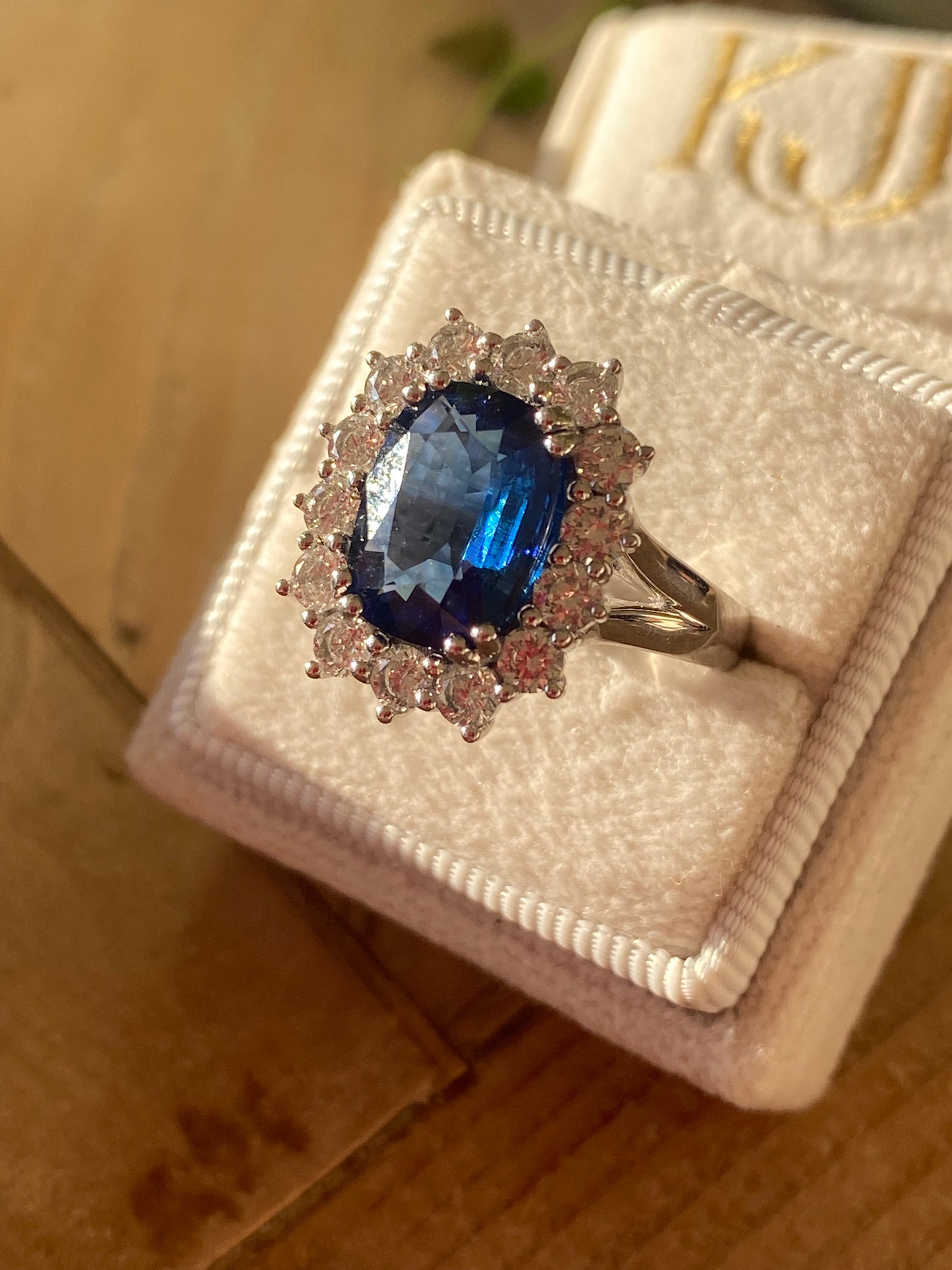 4.05 Carat Blue Ceylon Sapphire and 1.38 CTW Natural Diamond Halo Ring in Platinum