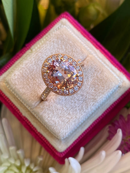 2.80 CTW  Morganite and Natural Diamond Ring in 18ct Rose Gold