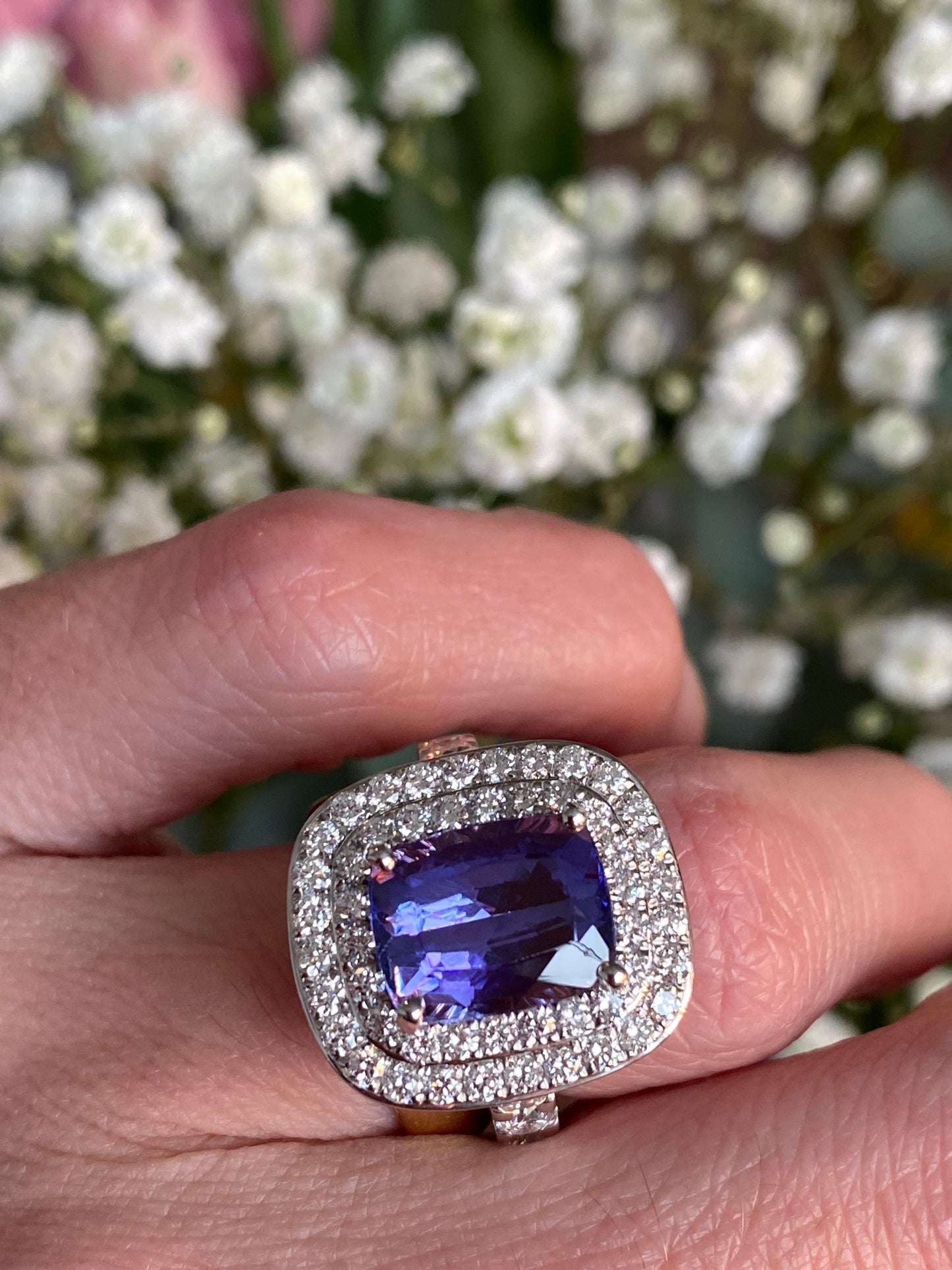 5.42 Carat Cushion Cut Tanzanite and 1.68 ctw Natural Diamond Cocktail Ring in Platinum