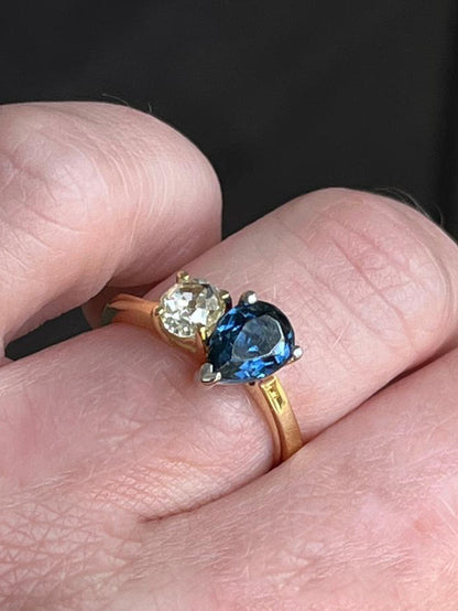 1.49 CTW Antique Diamond and Blue Sapphire Toi et Moi Ring in 18ct Gold