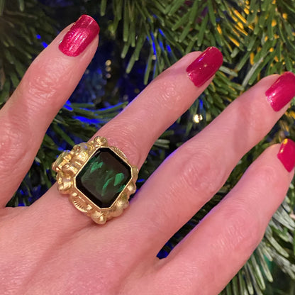 9 Carat Green Tourmaline Ring in Matte Yellow Gold 