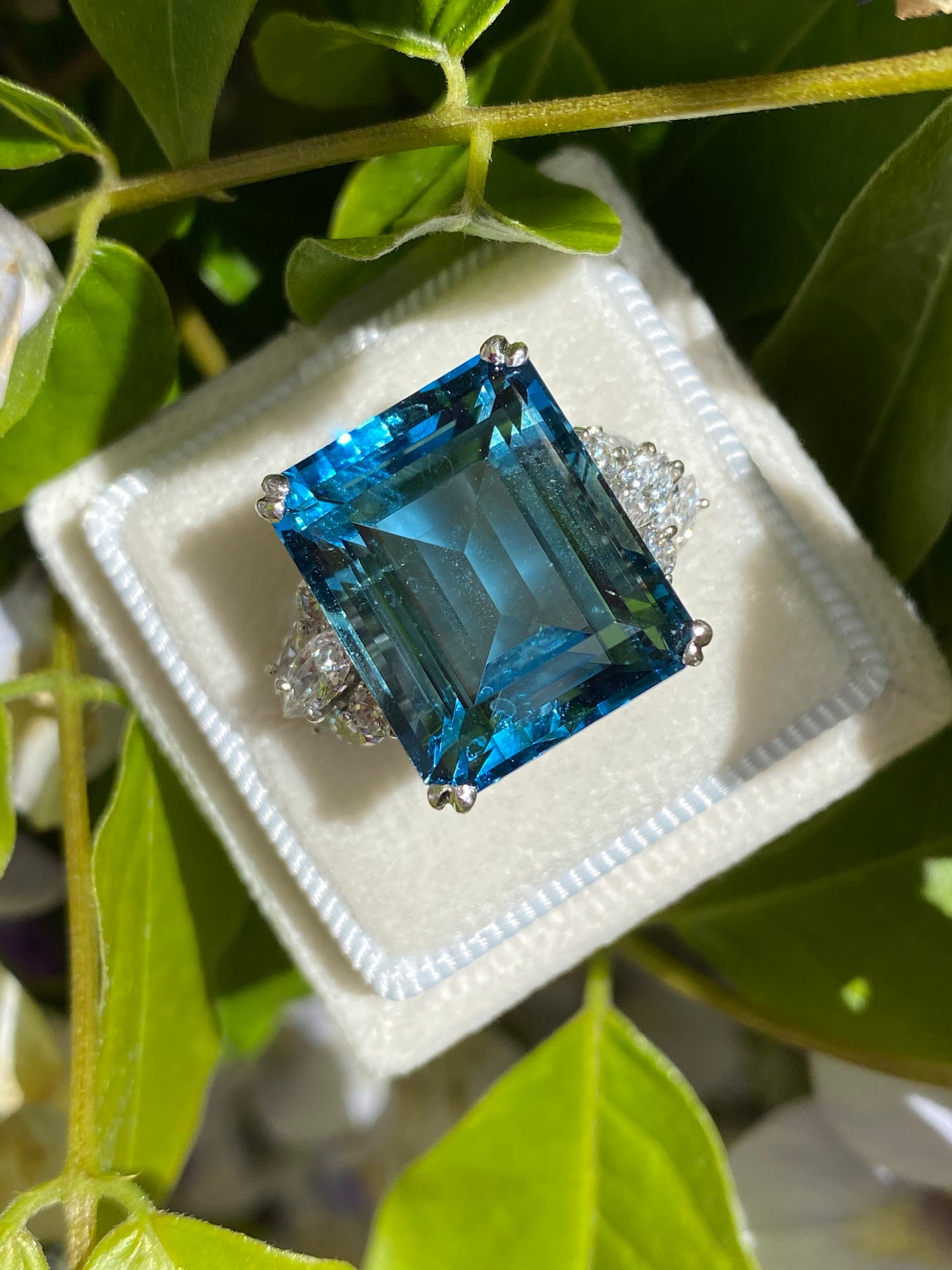 19.50 Carat Emerald Cut Aquamarine and Diamond Vintage Cocktail Ring 