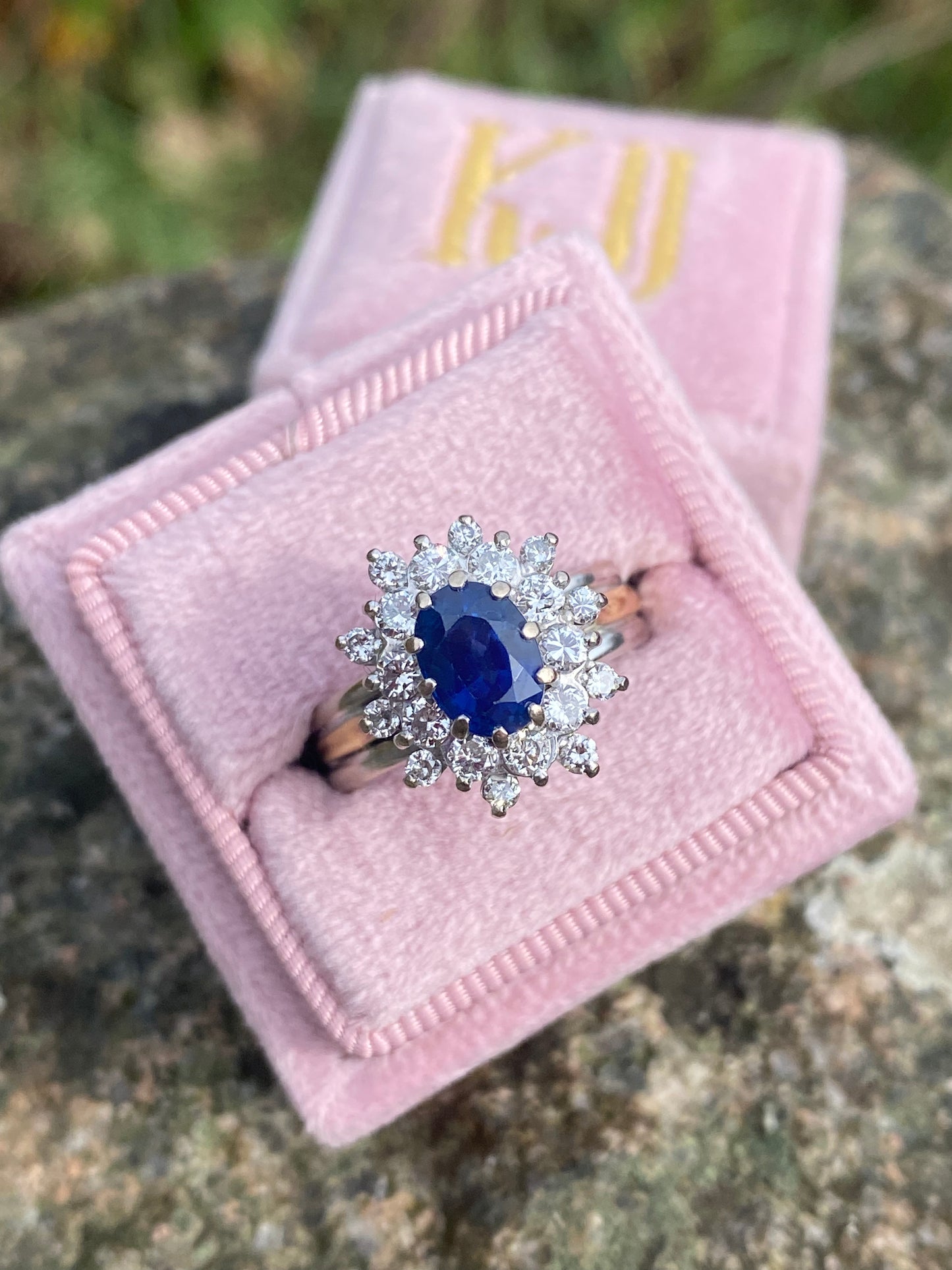 3.00 CTW Vintage Oval-Cut Blue Sapphire and Diamond Engagement Ring in 18ct Gold