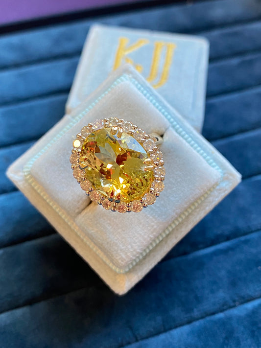 7.50ct Yellow Aquamarine and 1.00ct Diamond Halo Ring in 18ct Yellow Gold