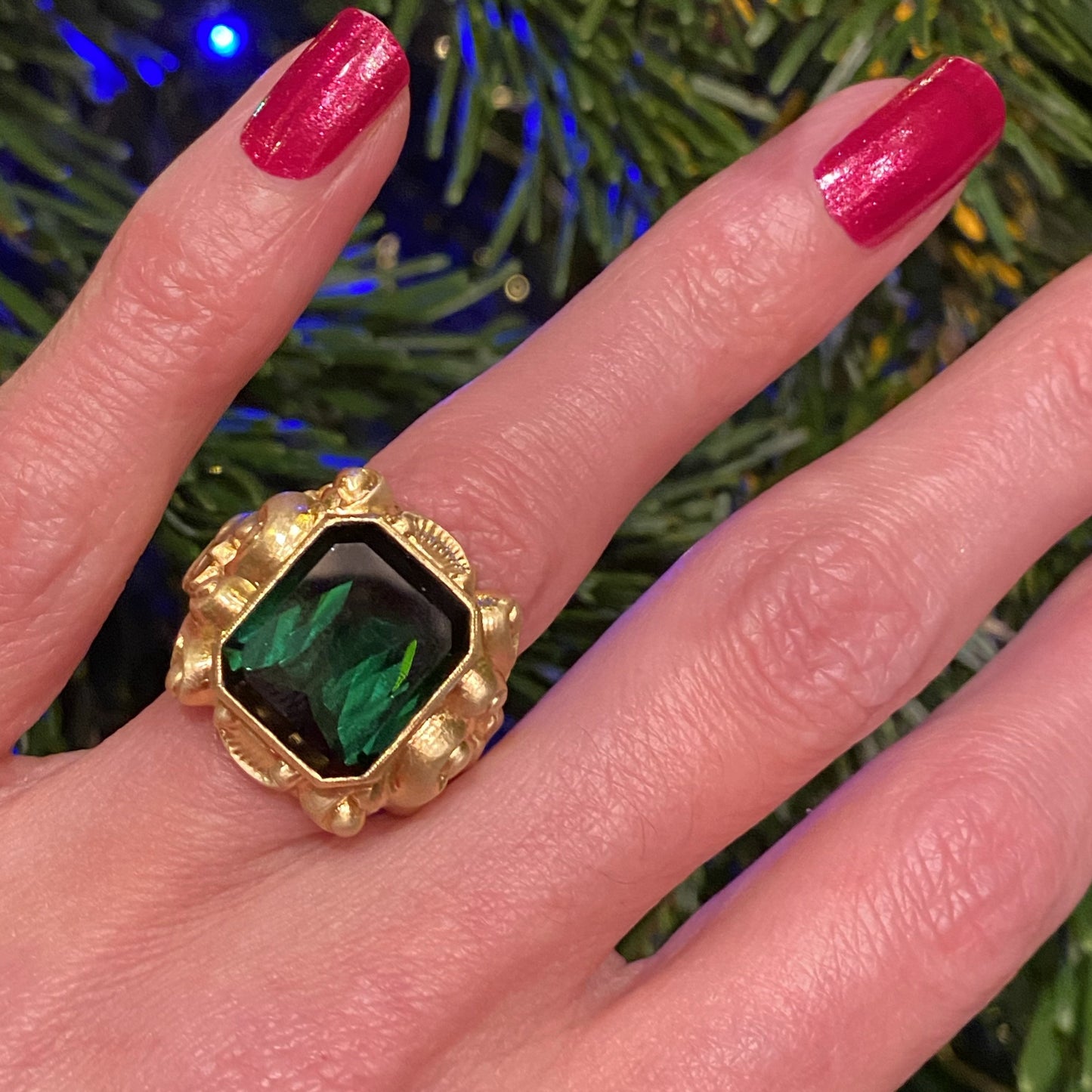 9 Carat Green Tourmaline Ring in Matte Yellow Gold 