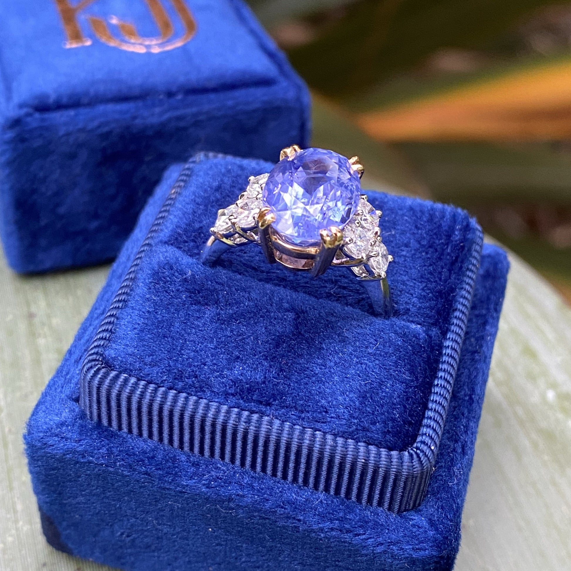 4.98 Carat Colour Change Sapphire and Diamond Ring 