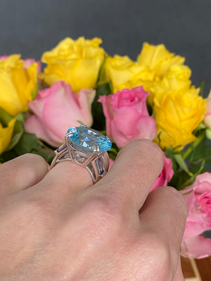 Fabulous French Blue Topaz and Iolite Ring in 18ct White Gold