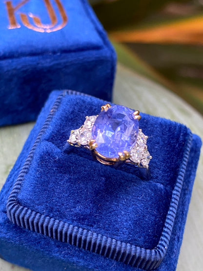 4.98 Carat Colour Change Sapphire and Diamond Ring 